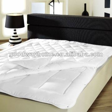 Goodway Microfiber Quilt, in Polyester Four Season Quilt