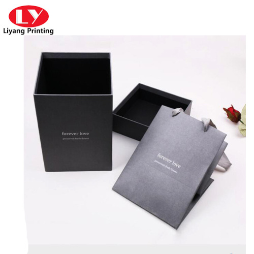Boîte en papier cadeau parfum personnalisé avec couvercle ribon