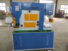 Universal Hydraulic Ironworker Machine , 140 Ton Hydraulic Straightening Press