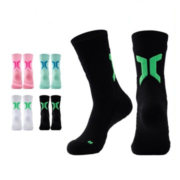 Wholesale Unisex Athletic Polyester Spandex Quick Dry Sports Socks