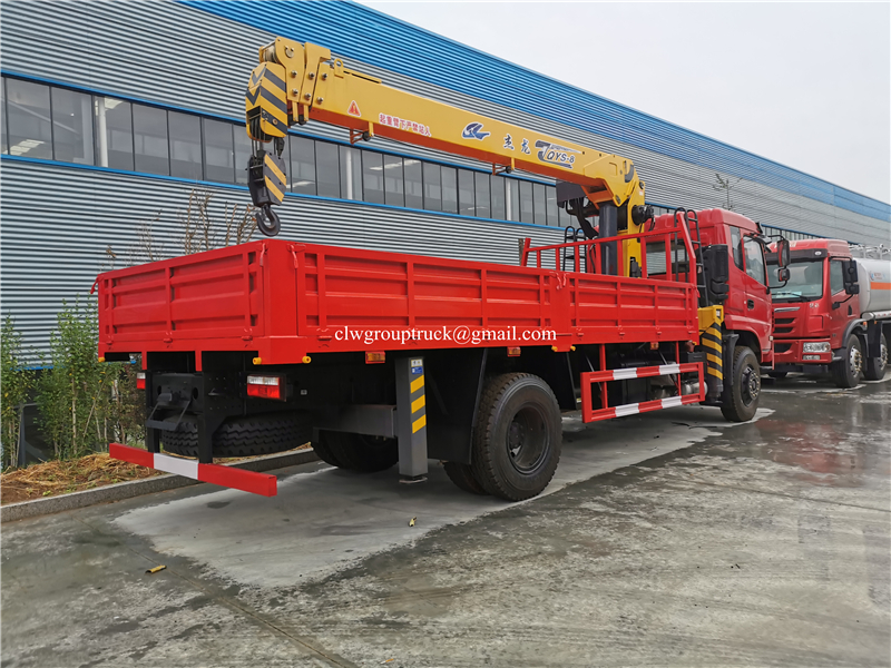 Crane Truck 7