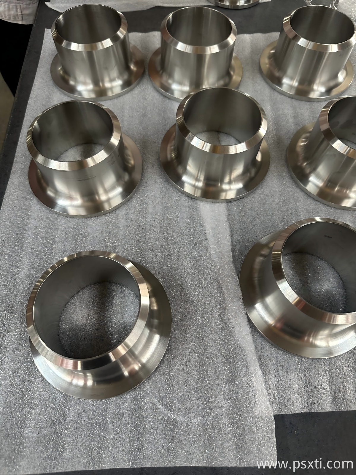 High Grade Titanium Pipe Fittings for Industrial Systems