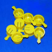 Oxygen gas cylinder dust plug