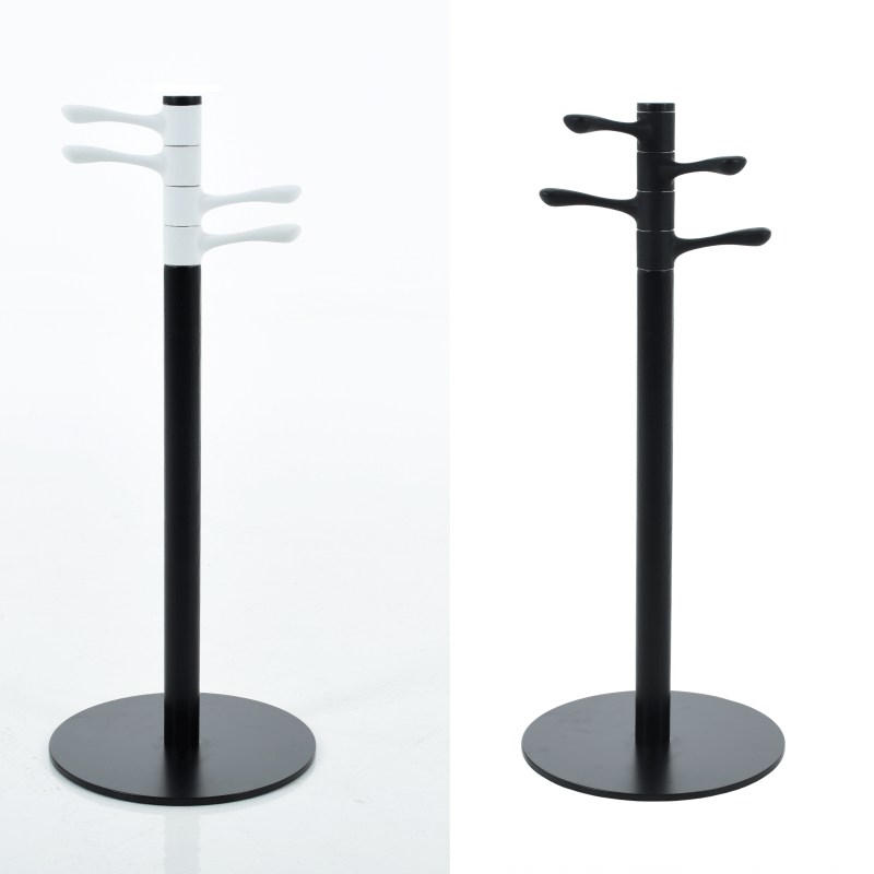 Cintre simple de PP de porte-manteau avec la base en métal Cintres modernes de support de tissu de ménage