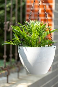 Space Saving Vertical Hanging Pot