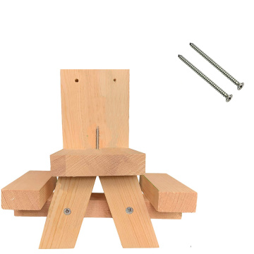 EASTOMMY Squirrel Feeder Picnic Table