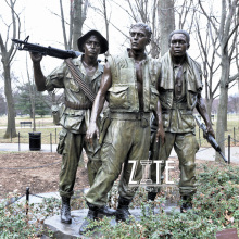 Garden bronze three soldiers vietnam veterans memorial statue