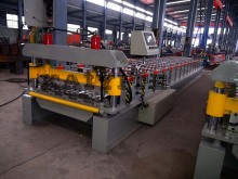 Aluminum Roofing Sheet Roll Forming Machine For Corrugation