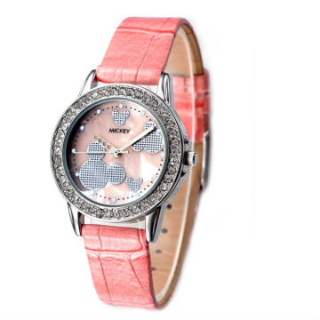 Attractive colorful quartz diamond watch