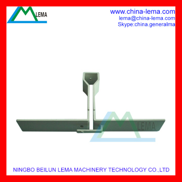 Zinc alloy die casting antenna element