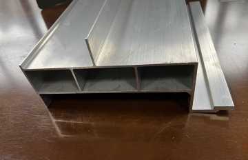 Aluminium profile for medical instrument