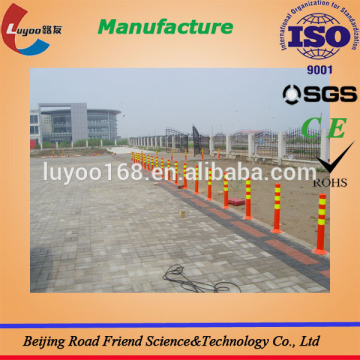 super Flexible Warning Post used on road