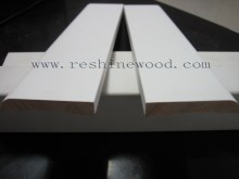 Primed Radiata Pine Small Baseboard Mouldings