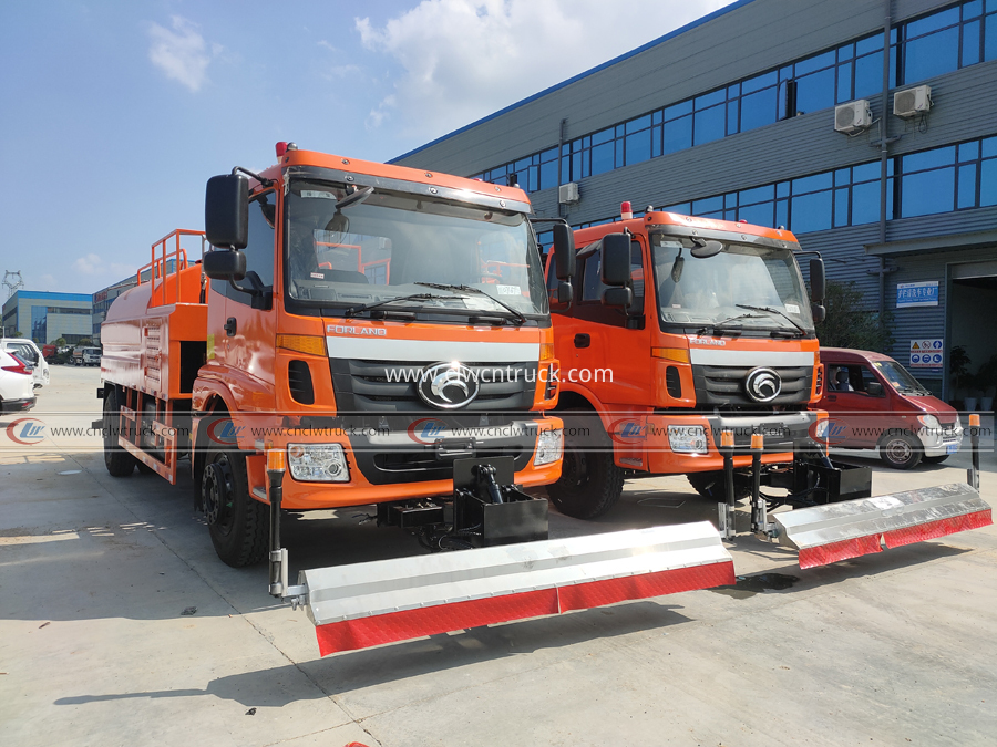 sewer cleaning tanker truck