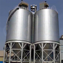 Agricultural machinery feed silo
