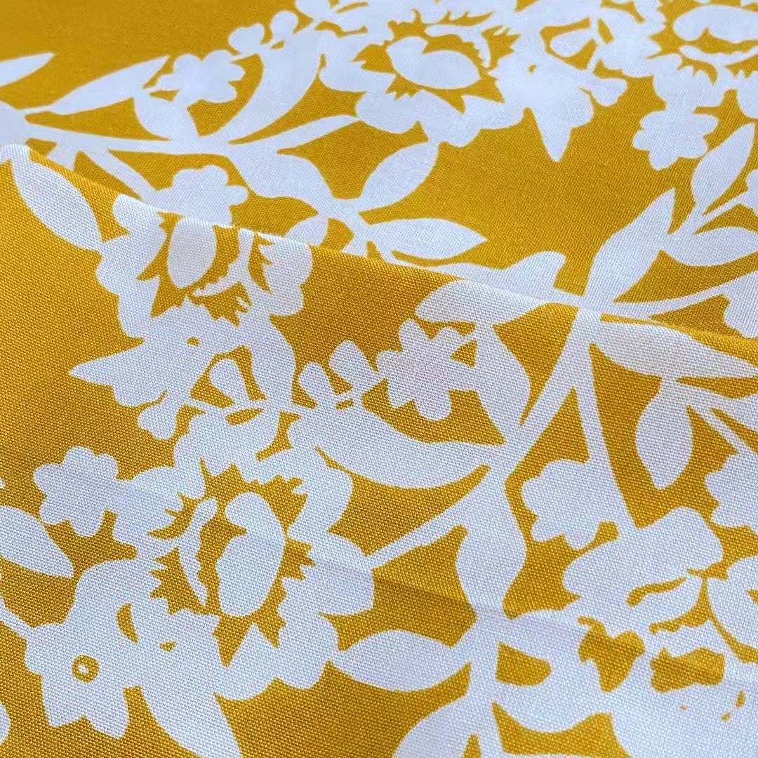 Beliebte beliebte 45er -Gewebkleidungsstücke 100% Rayon Blumenblume gedruckte Grenzgewebe