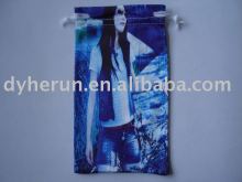 microfiber lens pouch with drawstring