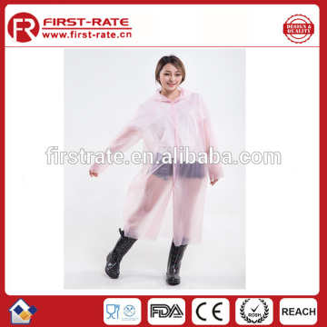 Good pe rain coat for promotional
