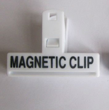 9101 plastic magnetic clip
