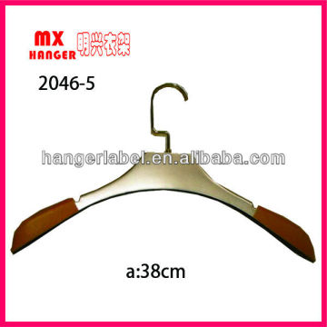 padded coat hangers