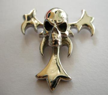 Gothic Cross Skull Head Stainless Steel Pendant SSP102