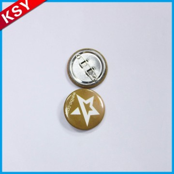 New Product China Manufacturer Magnetic Clothing Unique Lapel Pins Soccer Metal Badge