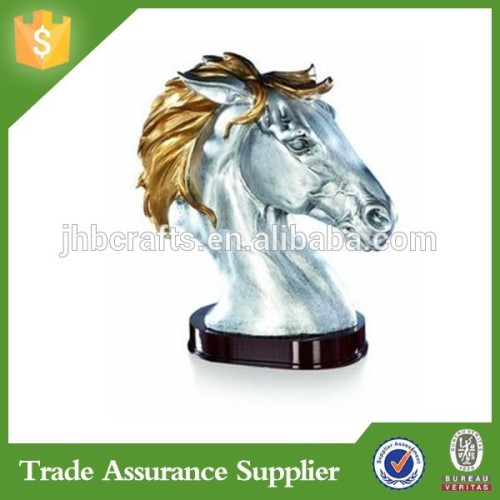Hand Crafted Resin Horse Trophies And Awards Trophy Ornament