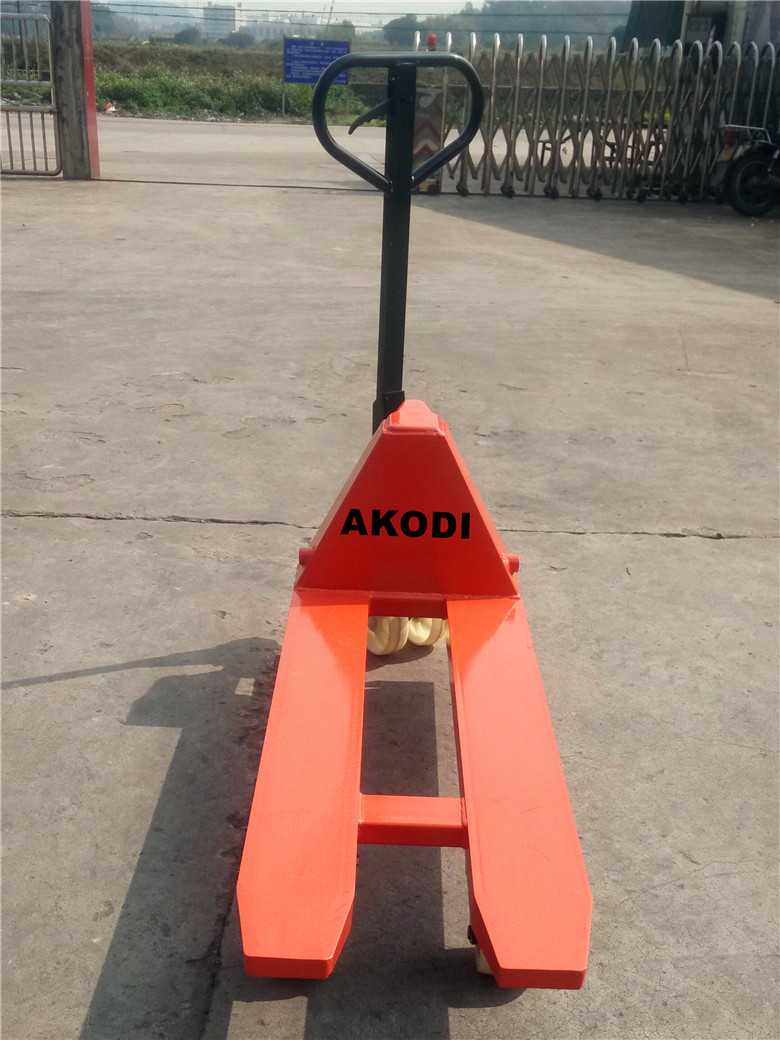 Pallet Jack for Aquaculture