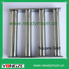 Square separator grid/magnetic filter