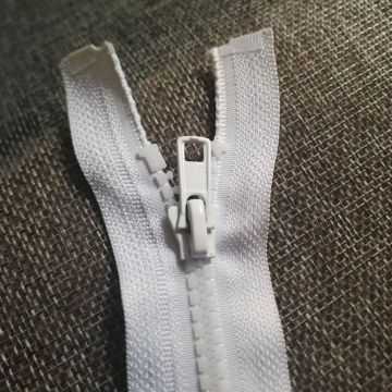 Heavy duty 11inch  polyester zippers for sweater