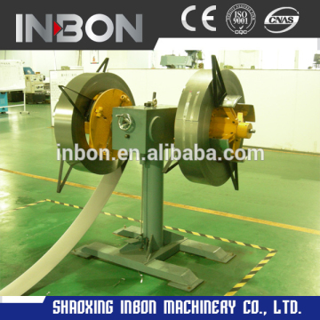 Simple manual double head uncoiler