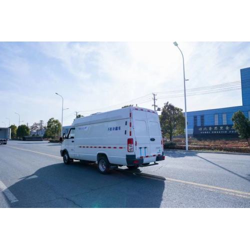 Hot selling 3T diesel engine refrigerated truck