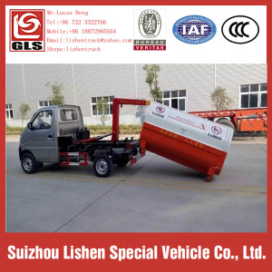 4*2 Small Garbage Trucks 2.5 CBM Hook Arm