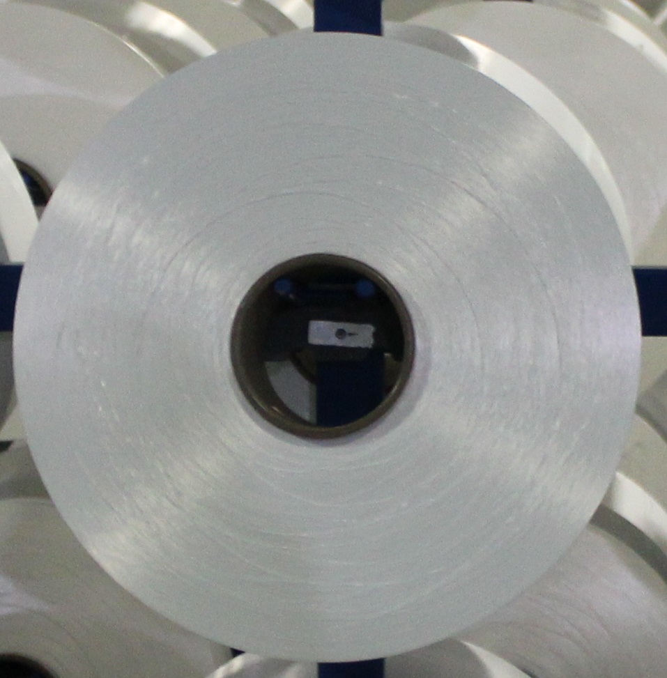 Polyester Wimperngarn M400