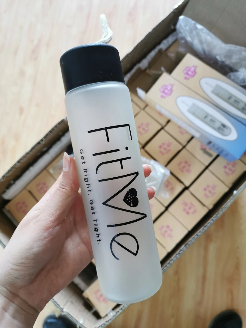 Cheap Price Custom Logo Frosted Glass Water Bottle with Sling for Sale 2020 Travel Borosilicate Glass Water Bottles for Sport