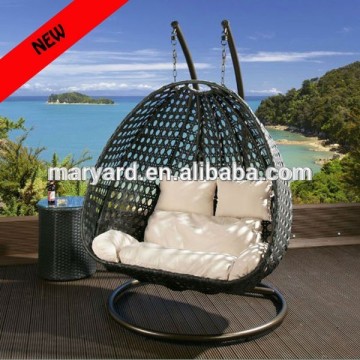 Outdoor hanging bed