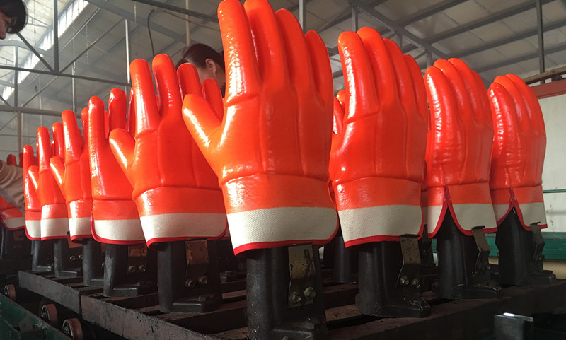 Guantes con revestimiento de PVC de PVC anaranjado fluorescente