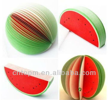 Different customed shaped sticky fruit notes