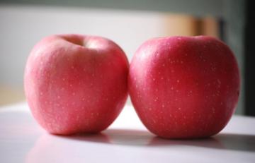 There are big red Fuji apples