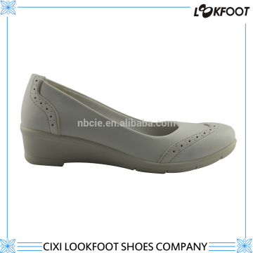 comfortable women pu injection shoes high quality china oem women shoe