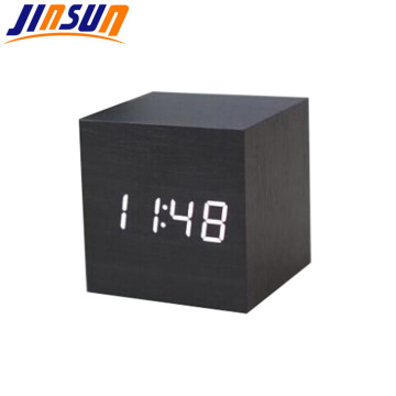 Smart Desk Clock With Led Display