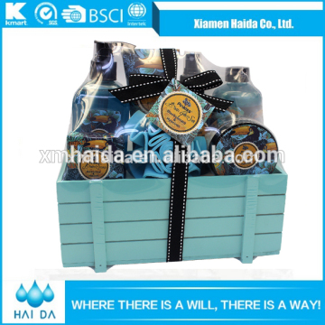 Man Care bath gift set in wooden box gift