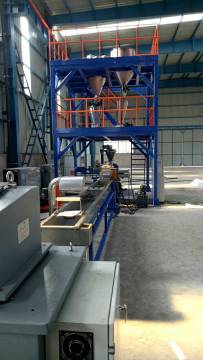 Co-kneader single screw extruder for engineering plastics