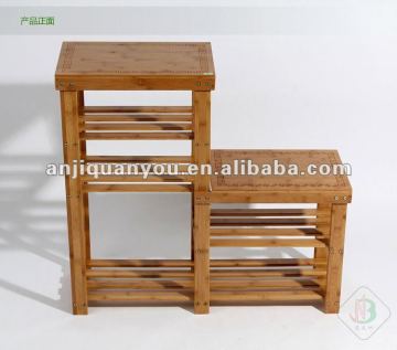 sitting shoe bench