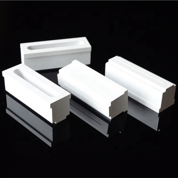 Refractory Boron Nitride Ceramic Nozzles for Metal Casting