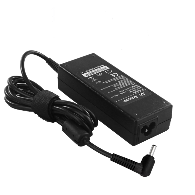 Toptan 65W 15V5A 6.3 * 3.0MM Toshiba Bilgisayar Güç Adaptörü