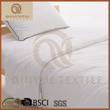 Comfortable polyester silk quilt, warm cotton silk quilt