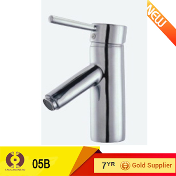 Modern Design Kitchen Facet/Bath Faucet /Basin Faucet (05B)
