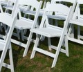 卸売の白い樹脂折りたたみ椅子