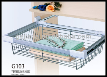 Wire laundry basket for closet